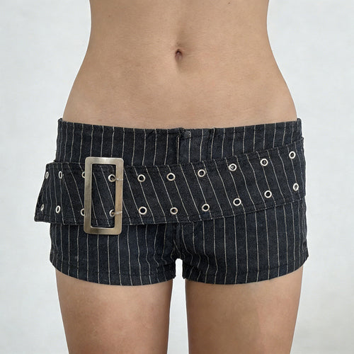 Damen modische Shorts mit hochwertigem Gürtel und Nieten-Details R&B