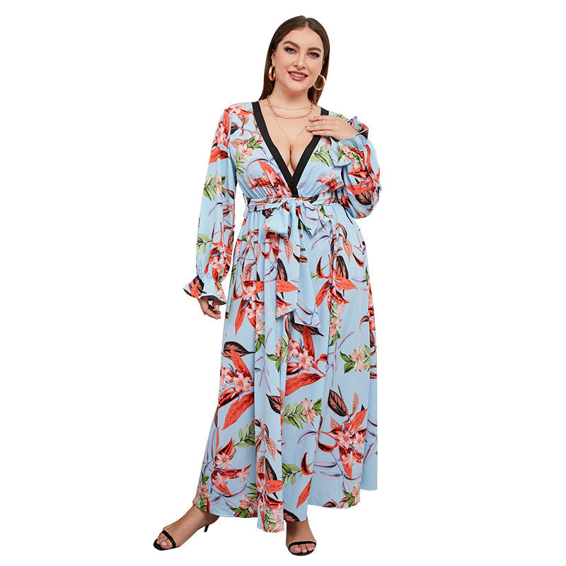 Damen Maxi-Kleid mit elegantem Floral-Design und tiefem V-Ausschnitt R&B