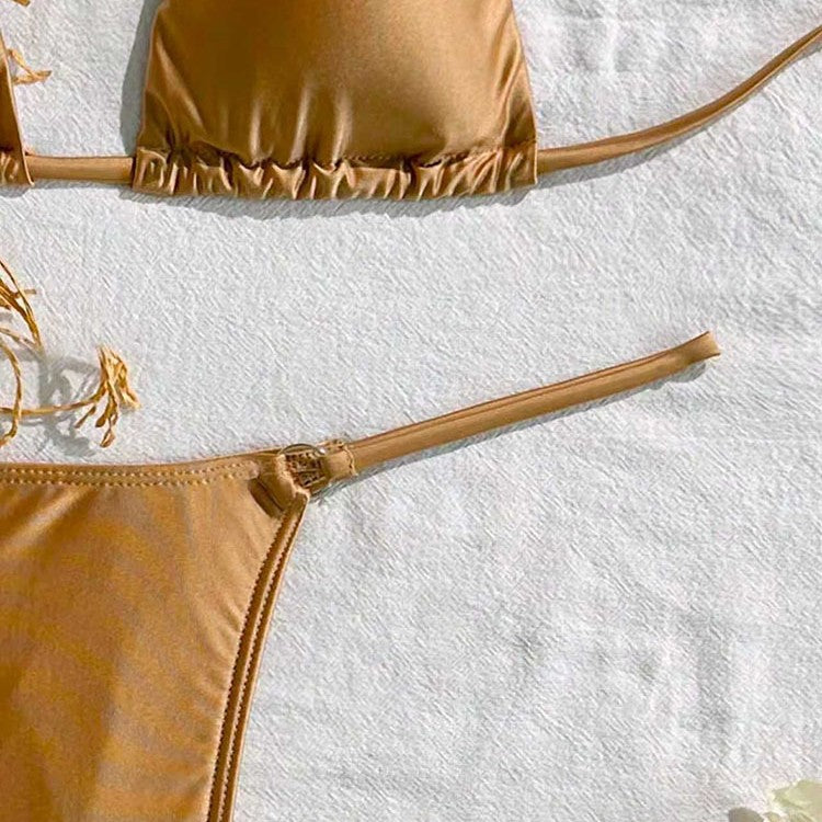 Damen Triangel-Bikini mit verstellbaren Trägersystem und raffinierten Rüschendetails R&B