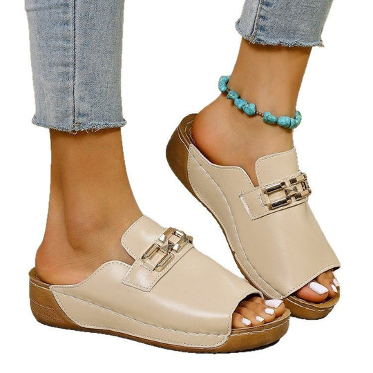 Damen komfortable Pantoletten mit dekorativem Riemen und ergonomischer Sohle R&B