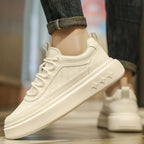 Damen Sportliche Sneakers mit perforierter Oberfläche und moderner Sohle R&B