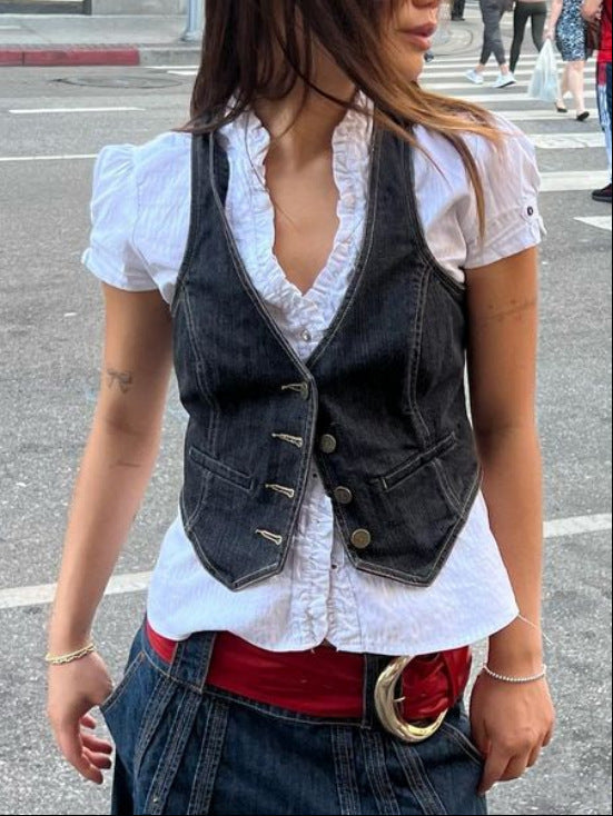 Damen Denim-Weste mit eleganten Knopfdetails und modernen Taschen R&B