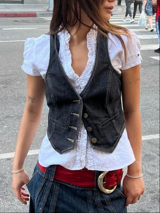 Damen Denim-Weste mit eleganten Knopfdetails und modernen Taschen R&B