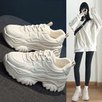 Damen Chunky Sneakers mit innovativem Dämpfungssystem und robustem Profil R&B