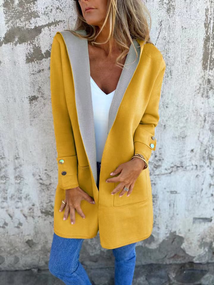 R&B | Strickjacke mit Kapuze Weiche Strickware Lockere Passform Kontrastbesatz Taschen