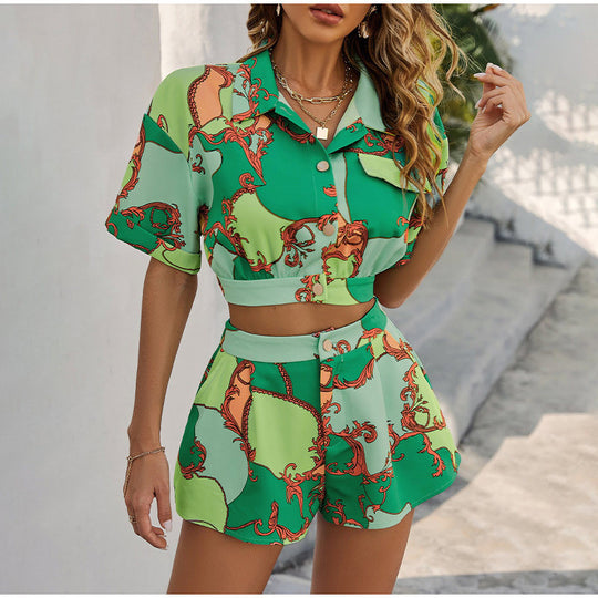 Damen Set mit Kurzarmbluse und hochtaillierten Shorts im trendigen Design R&B