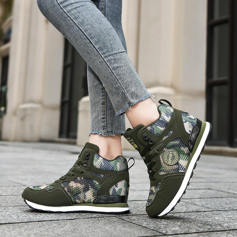 Damen Hochsneaker im trendigen Camouflage-Design