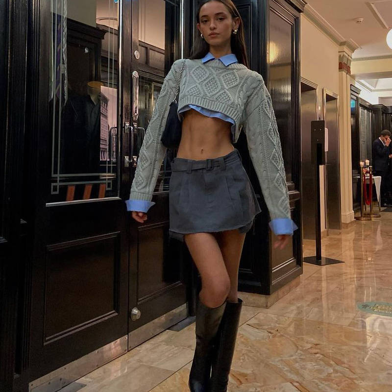 Damen Strickpullover im lässigen Cropped-Stil mit Zopfmuster R&B
