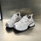 Damen moderne Laufschuhe mit innovativer Dämpfungstechnologie R&B