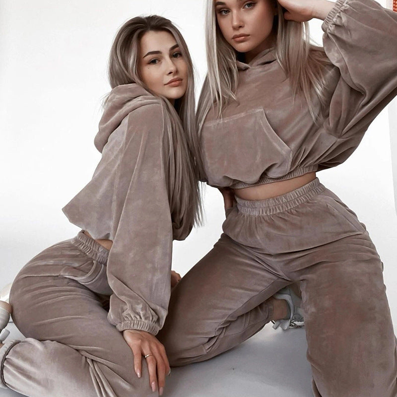 Damen lässiges Velours Set mit cropped Hoodie und bequemer Jogginghose R&B