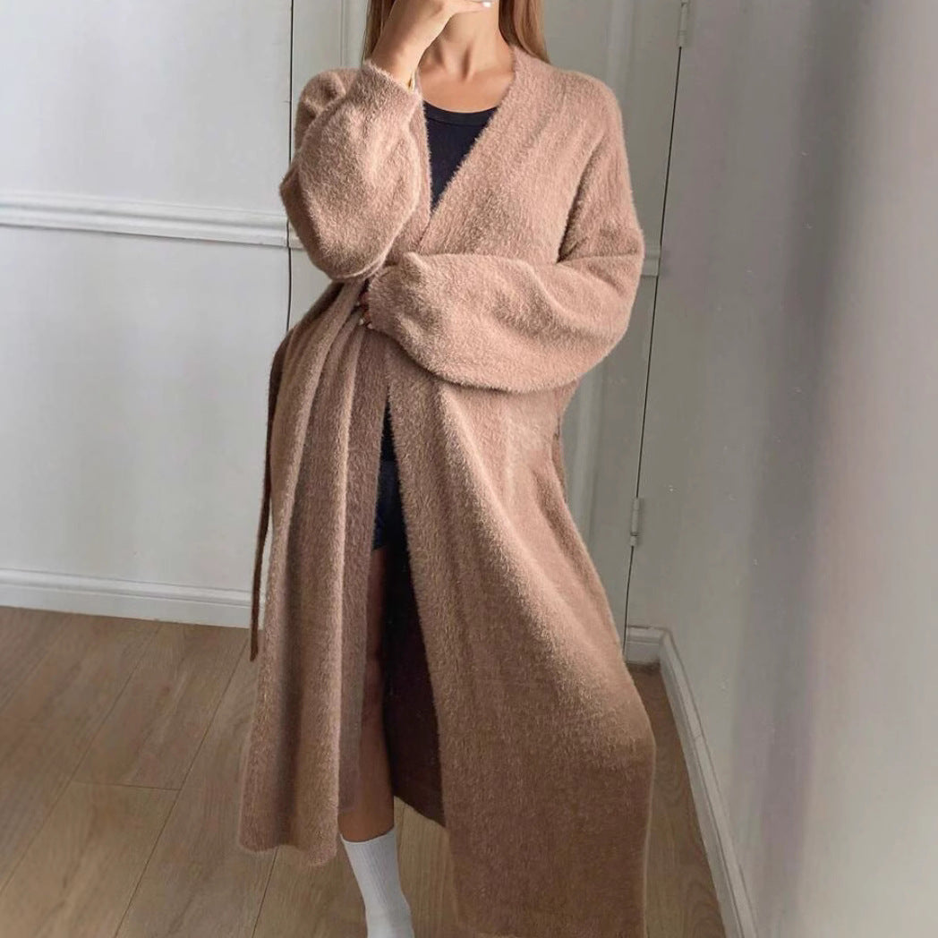 Damen Langer, flauschiger Cardigan mit Bindegürtel und V-Ausschnitt R&B