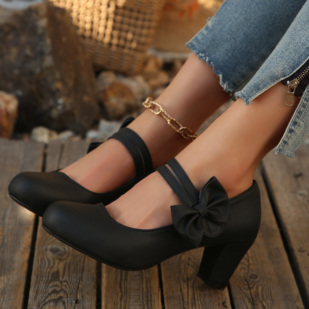 Damen Mary Jane Pumps mit modischer Schleifenapplikation und glänzender Oberfläche R&B