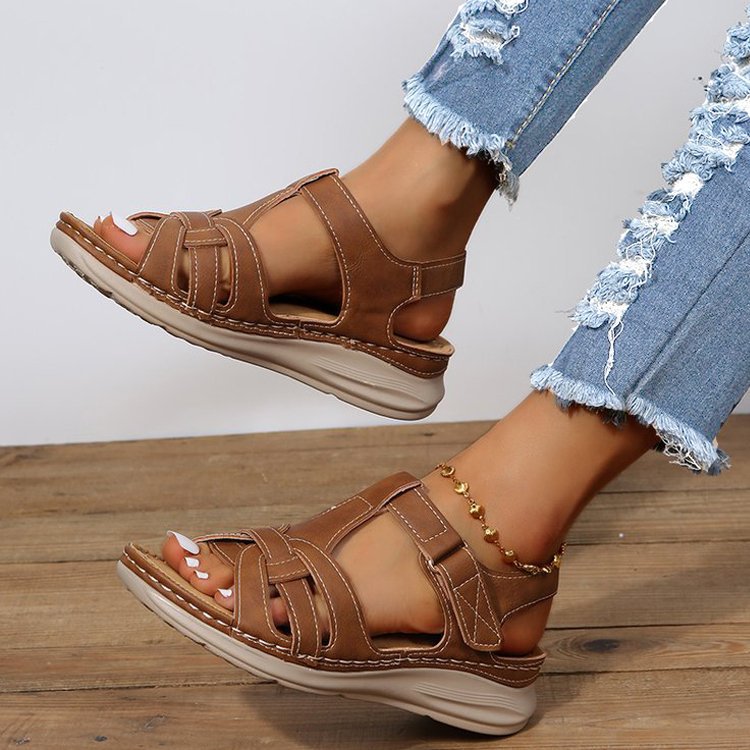 Damen Komfortable Freizeitsandalen mit ergonomischem Fußbett und verstellbaren Riemen R&B