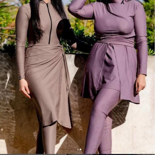 Damen modischer Langarm-Badeanzug mit Wickeldetail R&B