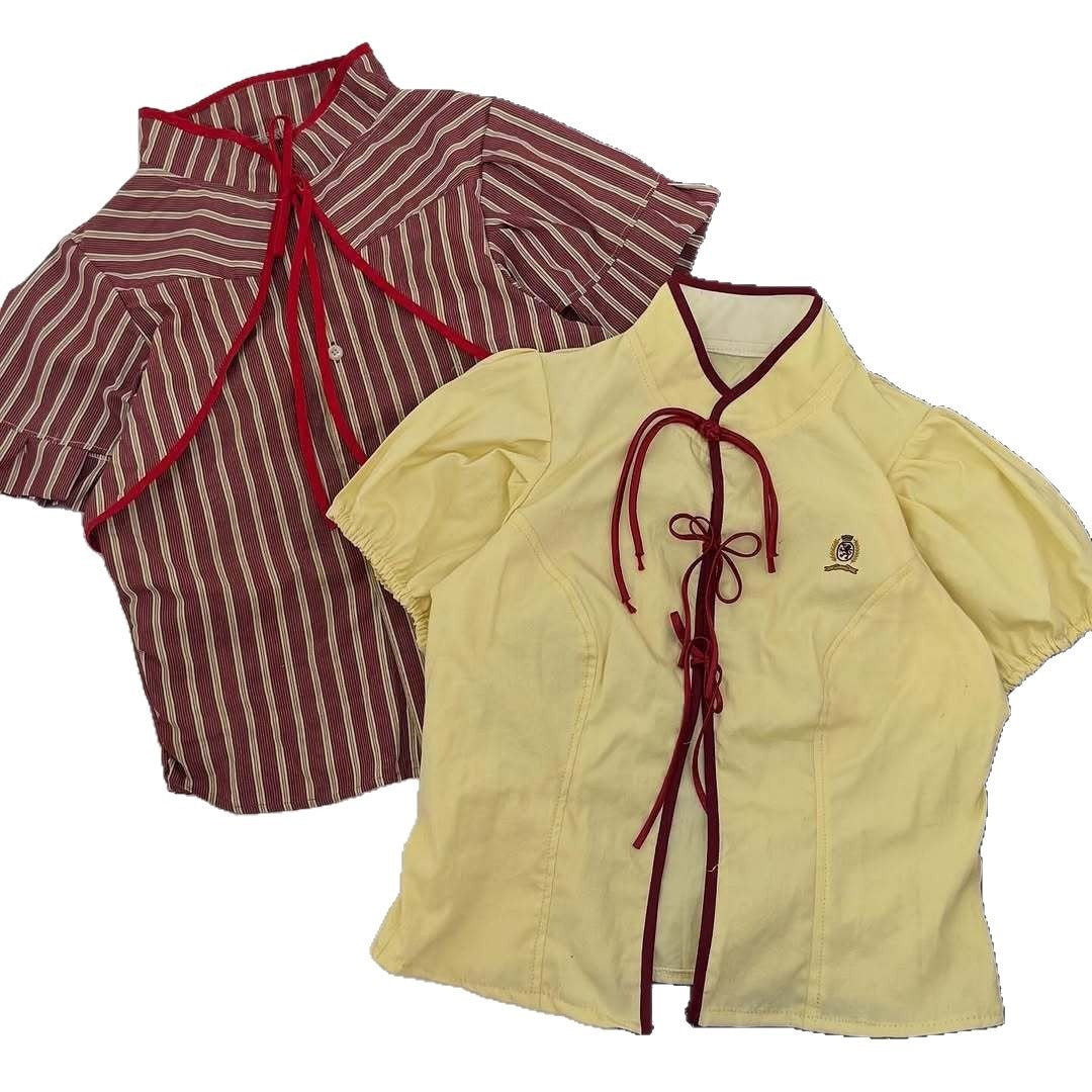 Damen Modische Bluse mit hochgeschlossenem Kragen und dekorativen Rüschen R&B