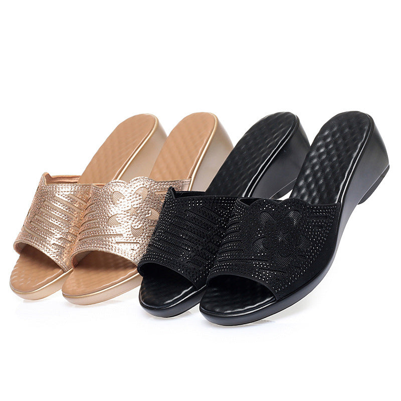 Damen Fashion Sandalen mit modischer Blütenapplikation und komfortablem Plateau R&B