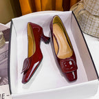 Damen elegante Pumps mit schickem Schmuckdetail und komfortablem Absatz
