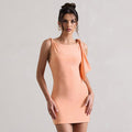 Damen Figurumspielendes Minikleid mit dekorativem Schulterband R&B