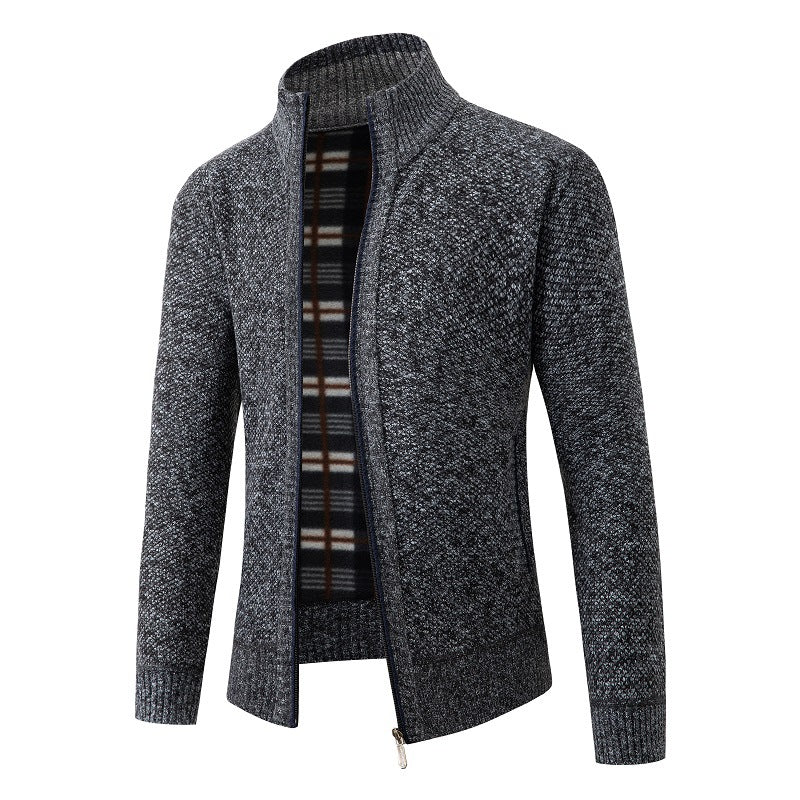Herren Strickjacke mit modernem Stehkragen und praktischen Seitentaschen R&B