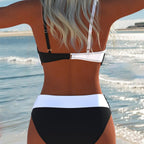 Damen Bikini-Set mit raffiniertem Wickeldesign und kontrastierenden Farben