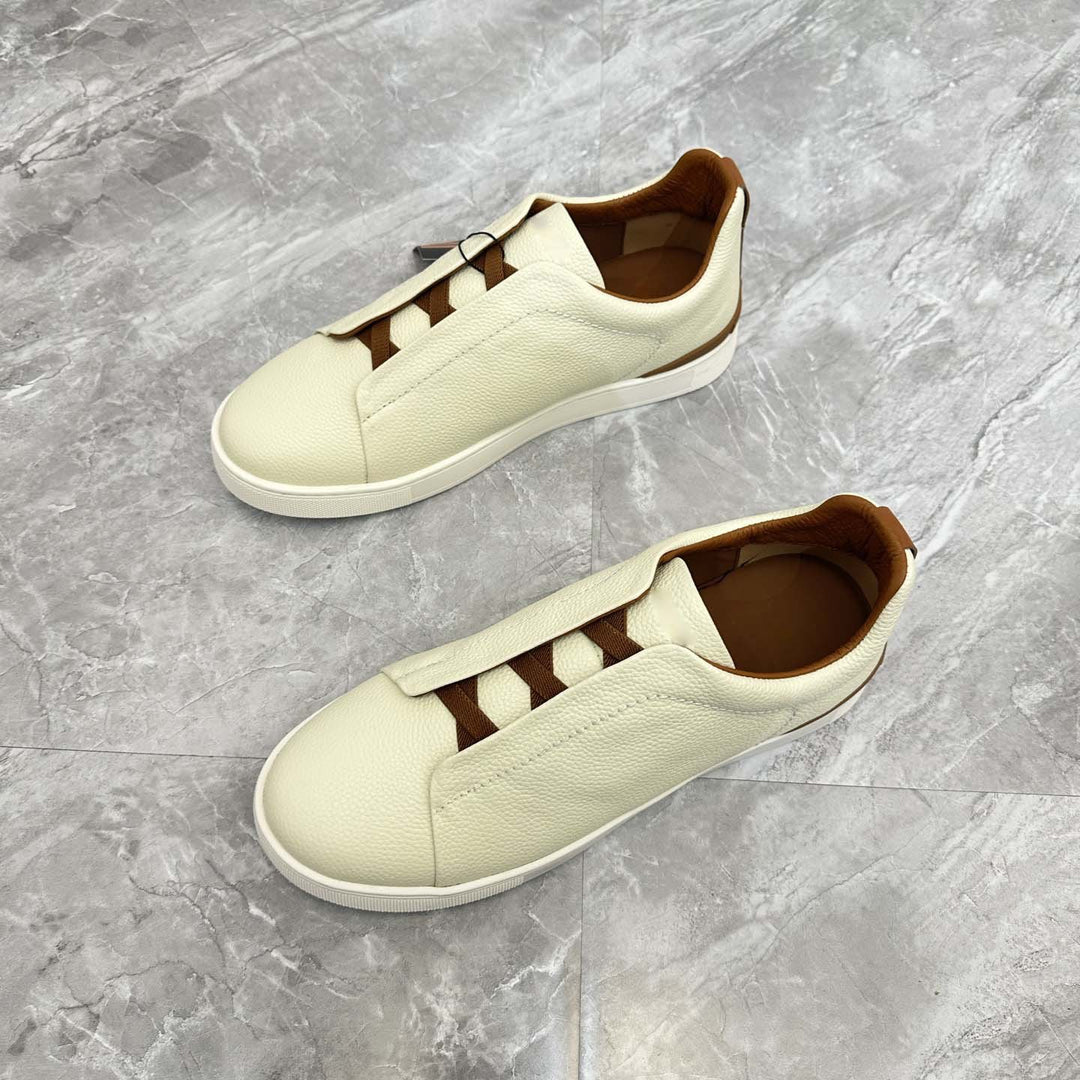 Damen Slip-On Sneakers mit eleganter Lederstruktur und rutschfester Sohle R&B
