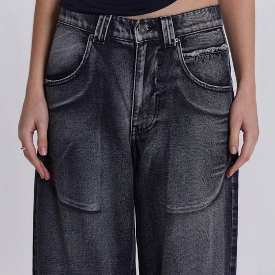 Damen weite Jeans mit kunstvollem Flügel-Design und einzigartigen Details R&B