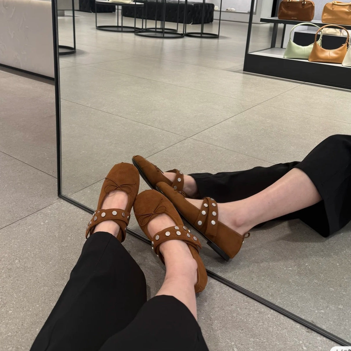 Damen Mokassins mit dekorativen Punkte und komfortablem Riemendesign R&B