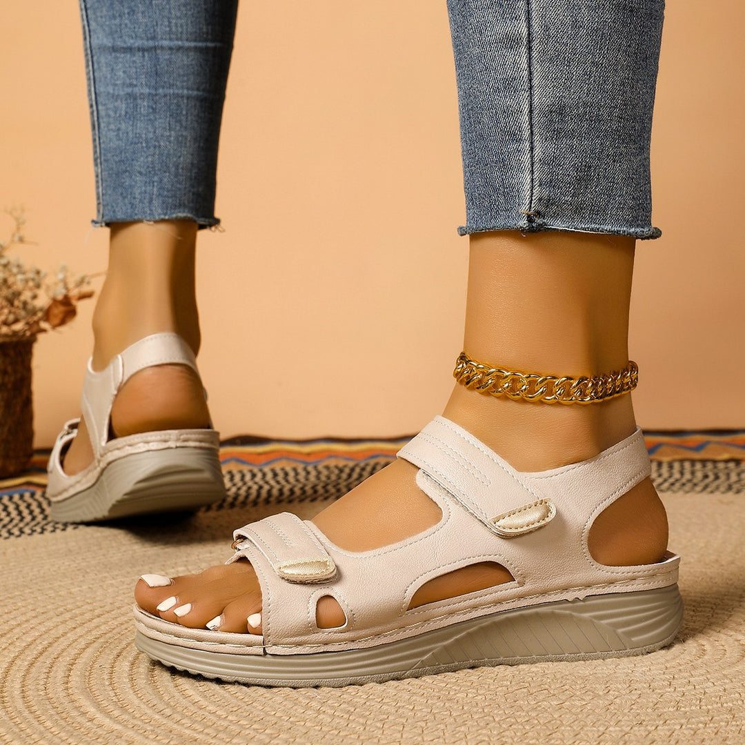 Damen Komfortable Sandalen mit verstellbarem Riemendesign und anatomischem Fußbett R&B
