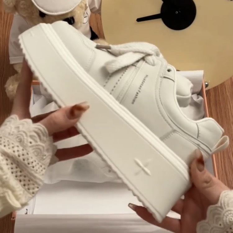 Damen Chunky Sneakers mit stabiler Plateau-Sohle und atmungsaktivem Obermaterial R&B