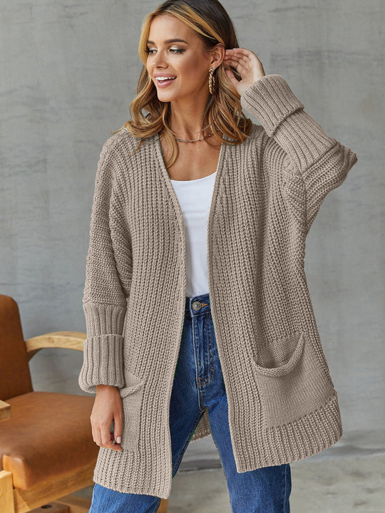 Damen Grobstrickjacke mit tiefem V-Ausschnitt und praktischen Taschen R&B