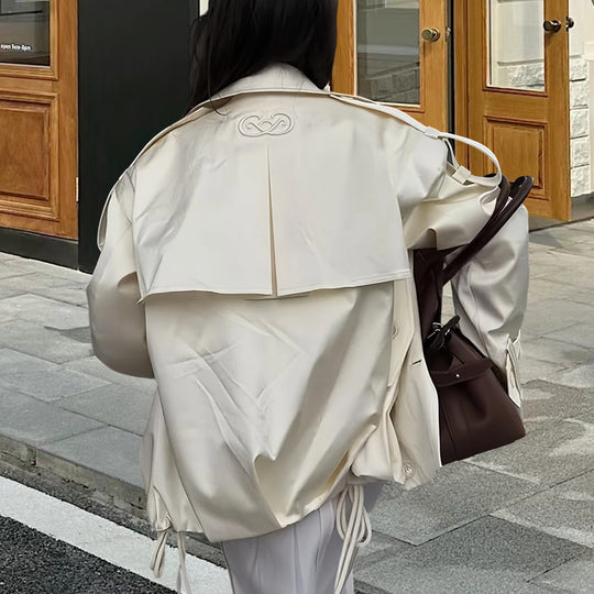 Damen modische Kurzjacke mit elegantem Schnitt und hochglänzendem Finish R&B