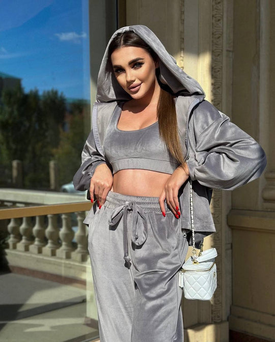 Damen sportliches Set aus weichem Velours mit cropped Top und weiter Jogginghose R&B