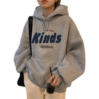 Damen Kapuzenpullover mit lässigem Schnitt und modernem Schriftzug