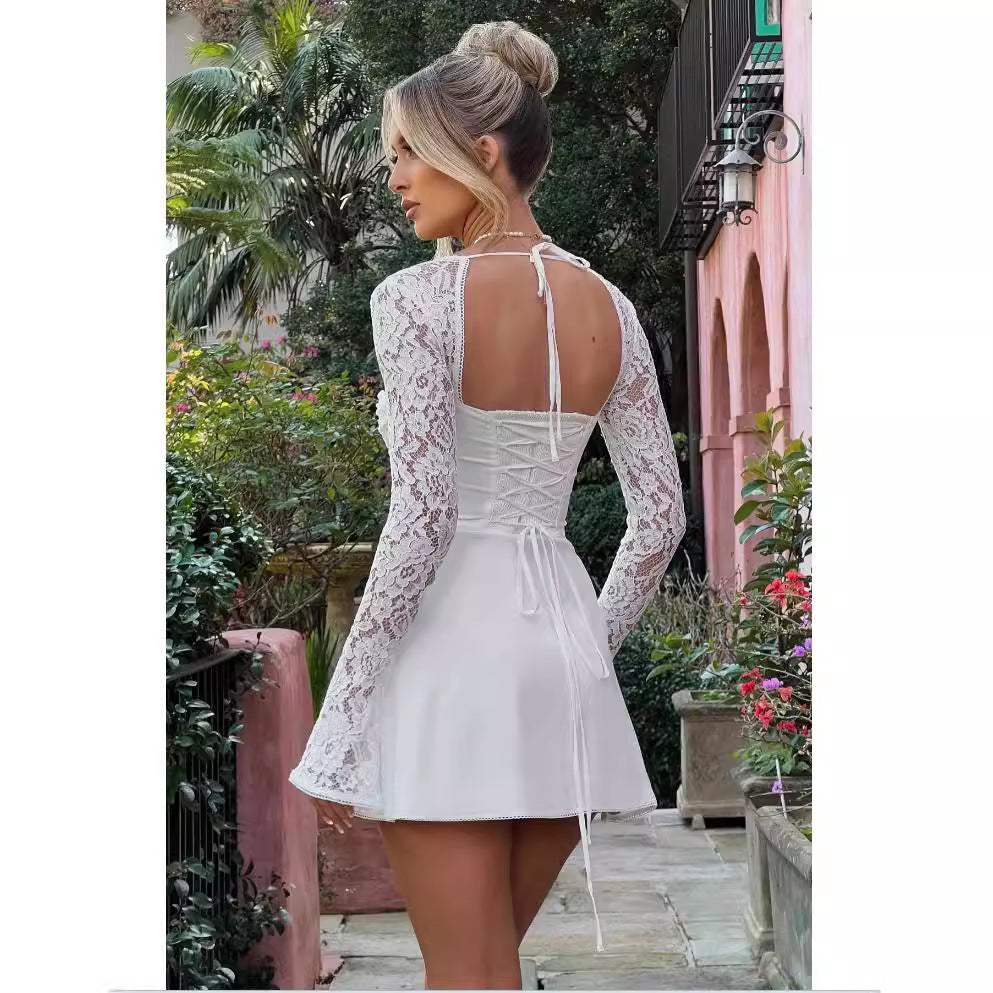 Damen Verspieltes Kleid mit Spitzendetails und Schnürung R&B