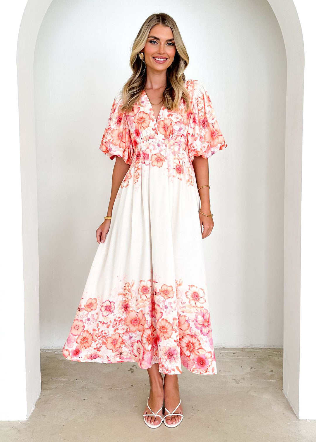 DamenMaxikleid mit voluminösen Puffärmeln und fließendem Schnitt R&B
