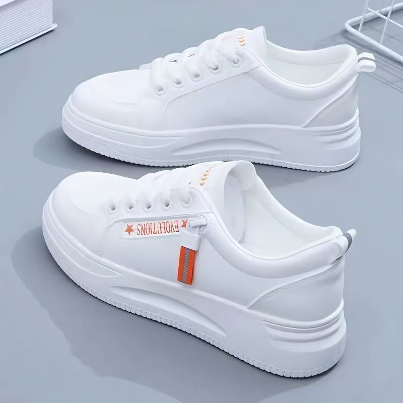 Damen Sportliche Sneakers mit robuster Gummisohle und atmungsaktiver Oberflächenstruktur