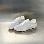 Damen Sportliche Sneaker mit luxuriösem Wildleder und innovativer Sohlenkonstruktion R&B