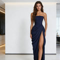 Damen Elegantes Abendkleid mit schulterfreier Silhouette und geschmeidiger Drapierung R&B