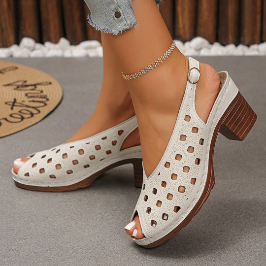 Damen Sandalen mit verziertem Schnitt R&B