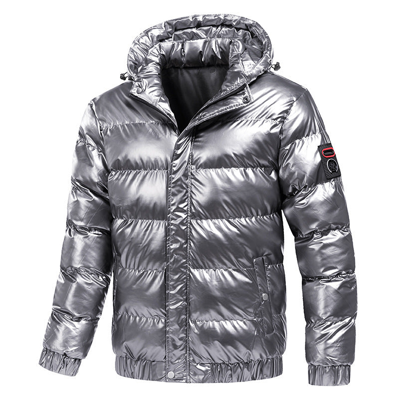 Herren glänzende Winterjacke mit isolierender Kapuze und modernen Steppdetails