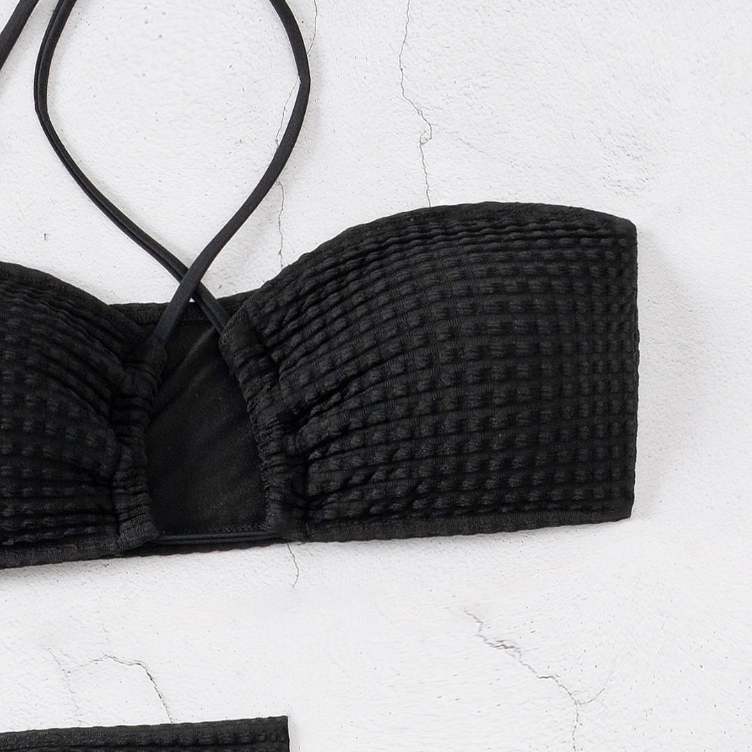 Damen Bandeau-Bikini mit verstellbaren Trägern und schnürbarem Rock R&B
