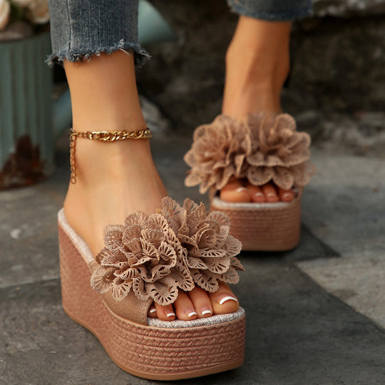 Damen Wedge-Sandalen mit floraler Applikation R&B