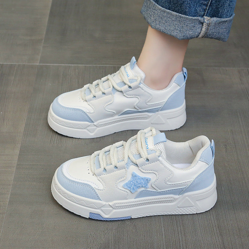 Damen Sneakers im trendigen Design mit detailverliR&Bten Applikationen R&B