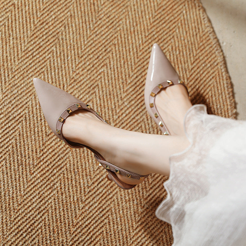 Damen Slingback-Pumps mit strukturierter Oberfläche und glamourösem Schmuckdetail