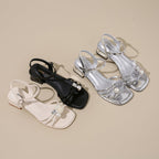 Damen Elegante Sandalen mit floralen Akzenten und feinem Riemchen R&B