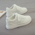 Damen Sportliche Sneakers aus hochwertigem Kunstleder mit rutschfester Laufsohle
