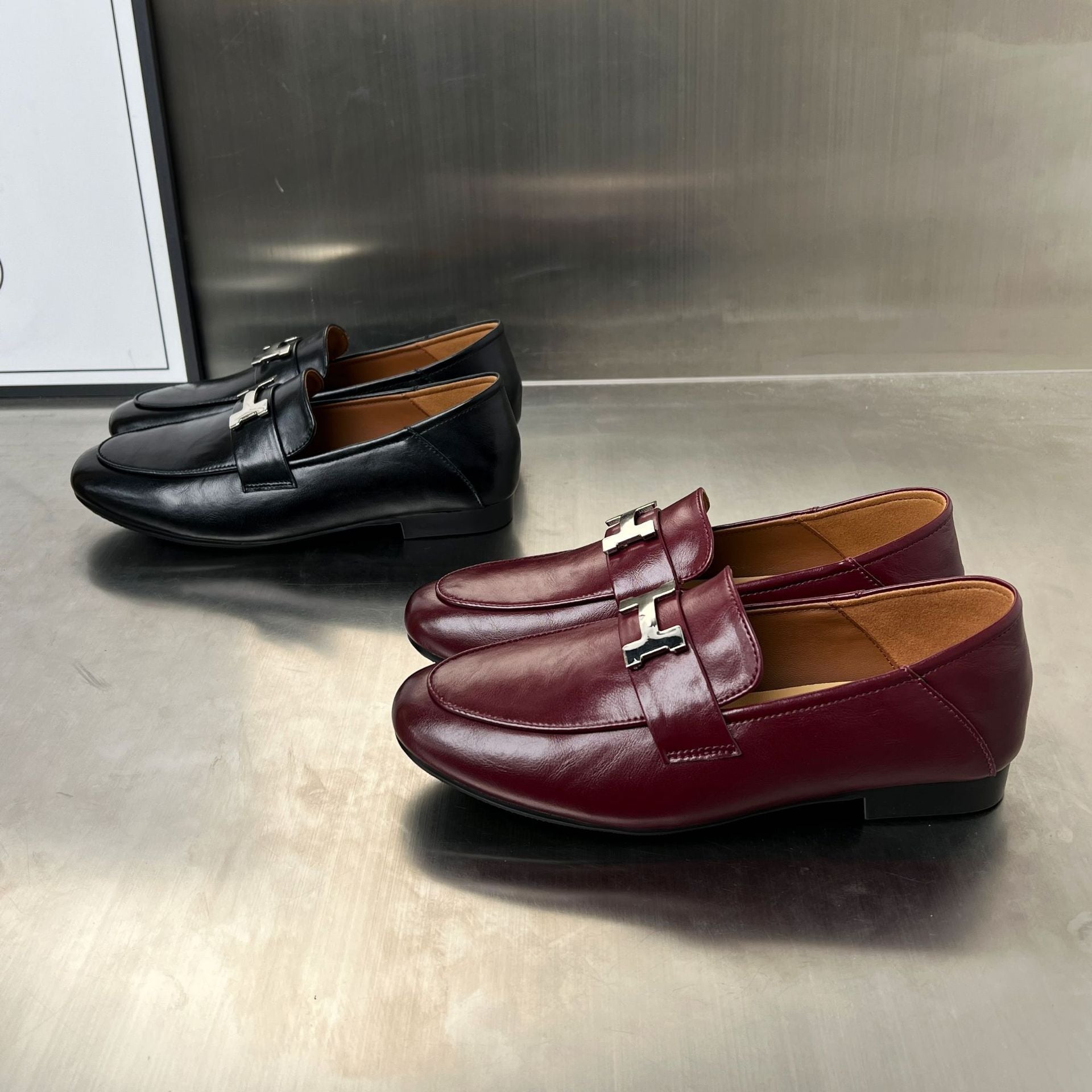 Damen Elegante Mokassins aus hochwertigem Leder mit modischem Schnallenverschluss R&B