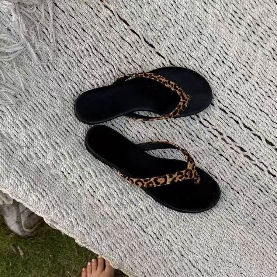 Damen Zehentrenner-Sandalen mit minimalistischem Design und ergonomischem Fußbett R&B