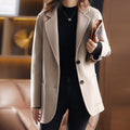 Damen eleganter Wollblazer mit klassischen Revers und strukturiertem Schnitt