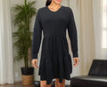 Damen lässiges Strickkleid mit voluminösem Saum und V-Ausschnitt